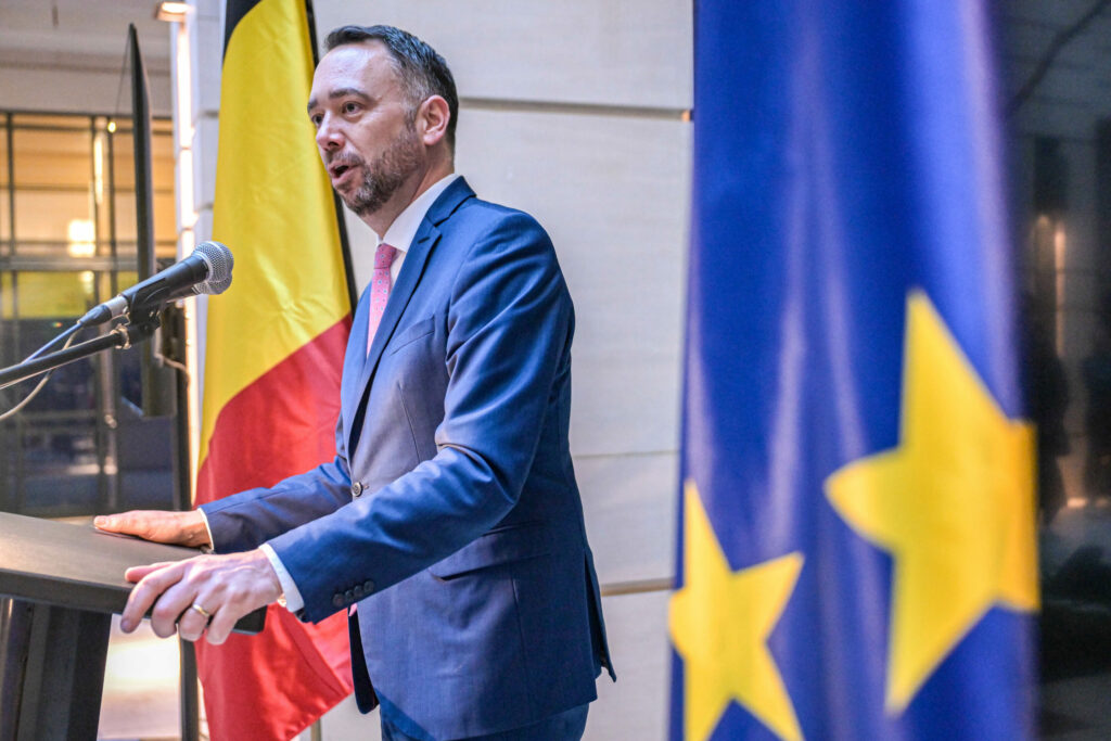 Unable to load image